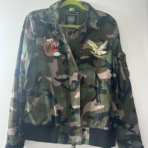 Cool embroidered army jacket